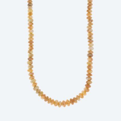 Collier Mondstein behandelt