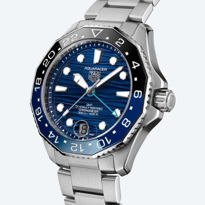 TAG HEUER Aquaracer Professional 300 GMT blau