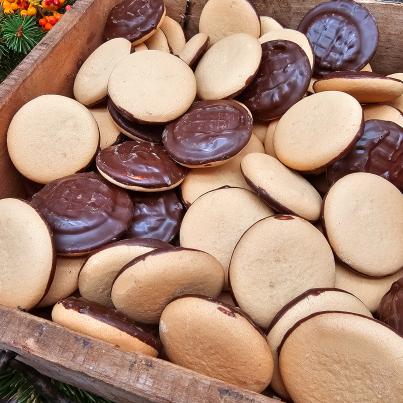 Bisquit-Kakao Traum m. Fruchtgelee 1 kg