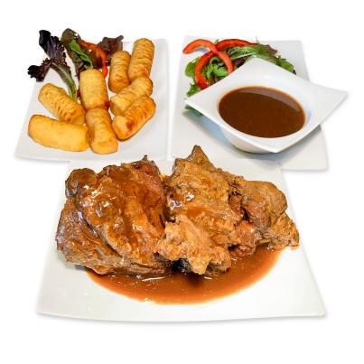 Rinderbäckchen in Pinot Noir Soße