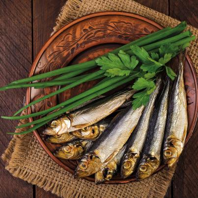 Sprotten in der Holzkiste