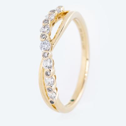 LG Ring 375 Gelbgold Diamanten