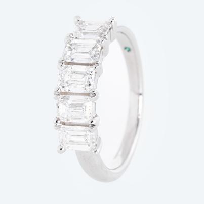 LG Ring 375 Weißgold Diamanten
