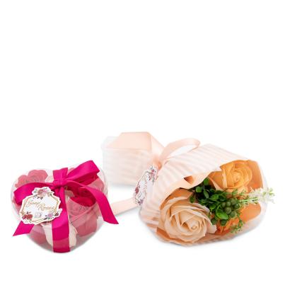 Set Baderosen Strauß apricot + Herzbox rot-apricot