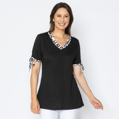 BRILLIANTSHIRTS Damen-Longshirt Uni mit Leo Besatz