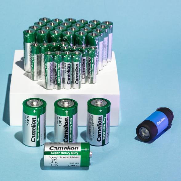 Batteriesparset 40tlg + Taschenlampe gratis - 108428600000 - 1 - 588px