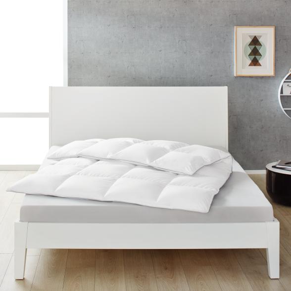 OBB 125 Jahre Daunendecke 135x200cm - 112692200000 - 1 - 588px