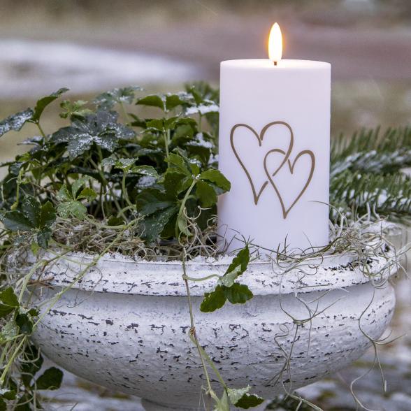 LED-Außenkerze Herzmotiv 7x14cm - 113079700000 - 1 - 588px