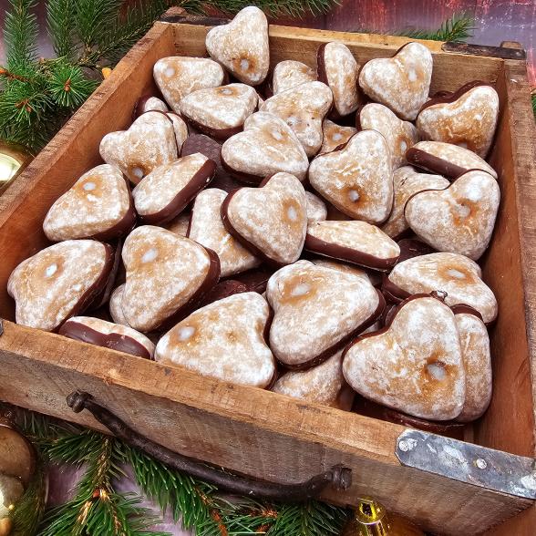 Slawische Lebkuchenherzen  - 114388700000 - 1 - 588px