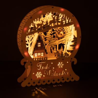 LED-Lichterbogen Waldhaus Holz