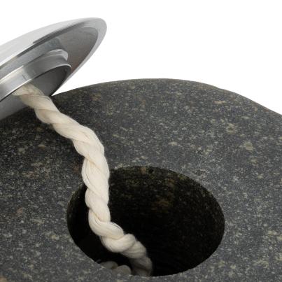 Darimana Öllampe aus Andesit