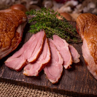 Galizische Truthahnkeule kalt geräuchert