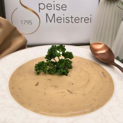 Steinpilzrahmsuppe