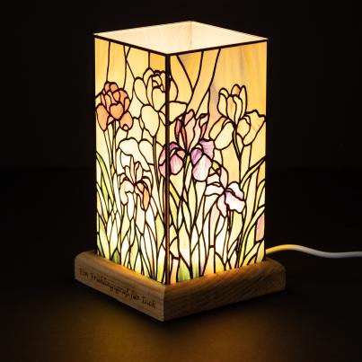 Design-Tischleuchte mit Spruch Frühlingsgruß