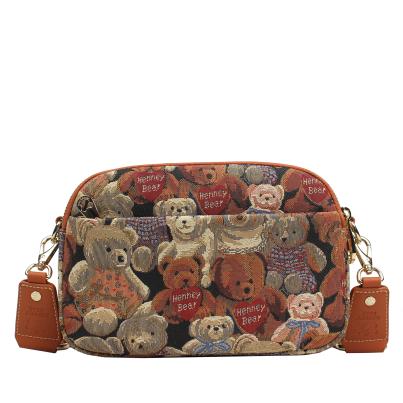 Henney Bear Umhängetasche cognac/multicolor