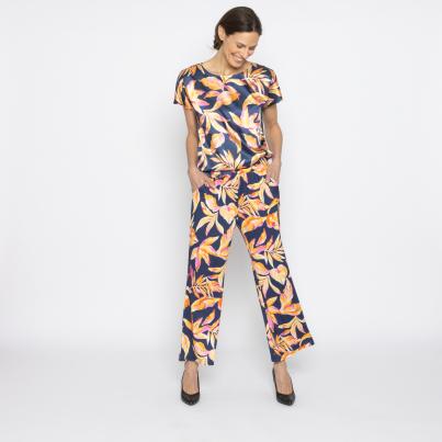 Signature Collection by H. S. Hose Wide multicolor