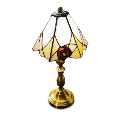 Tiffanystillampe Rosendesign