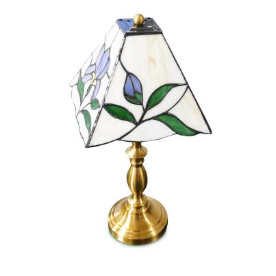 Tiffanystillampe Blume