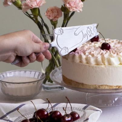 Peleg Cakitty Kuchenschneider mit Servierfläche