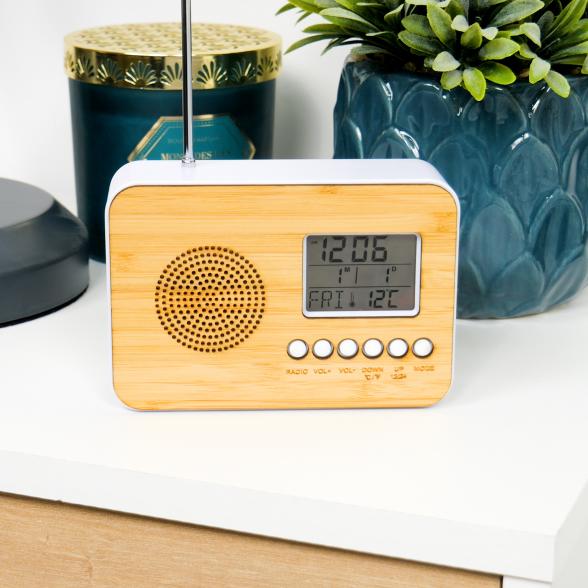 Radio mit Wecker Bambus - 112661800000 - 2 - 588px