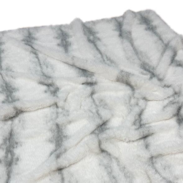 Felldecke Deluxe Tokka 150x200cm weiß - 112825400000 - 2 - 588px