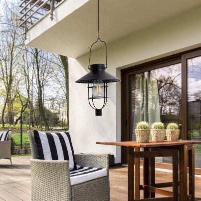 Grundig Solarleuchte mit Schirm