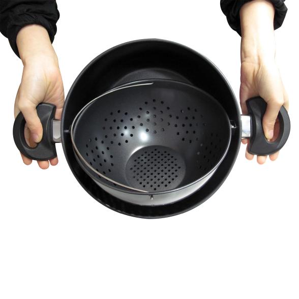 2in1 Kochtopf mit Sieb 25cm - 110670400000 - 4 - 588px