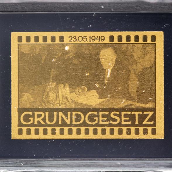 10er Set Goldbarren "75 Jahre BRD", je 1/1000 oz. - 113431000000 - 4 - 588px